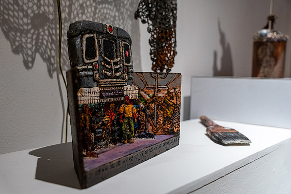 0115 Kai Lin Art OBJECTS-VAL02705