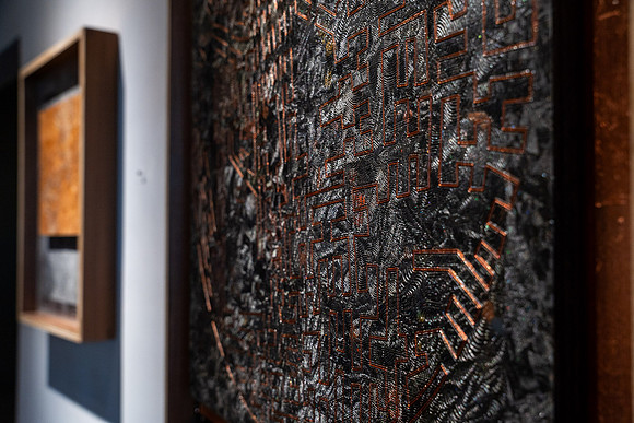 0180 Kai Lin Art OBJECTS-VAL02847