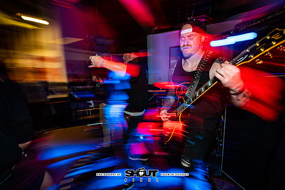 0074-Guns to Gallows at AURA Fest-0079-VAL00258