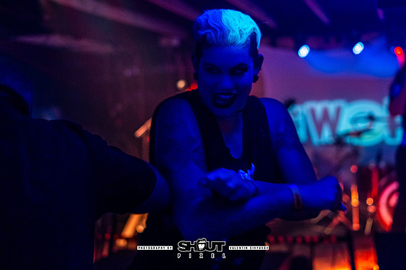 046-I Alone at Nightmare before Christmas Metal Show Wormhole bar photo by Valentin Sivyakov